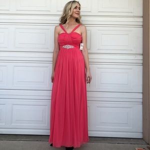 Beautiful pink prom/evening dress